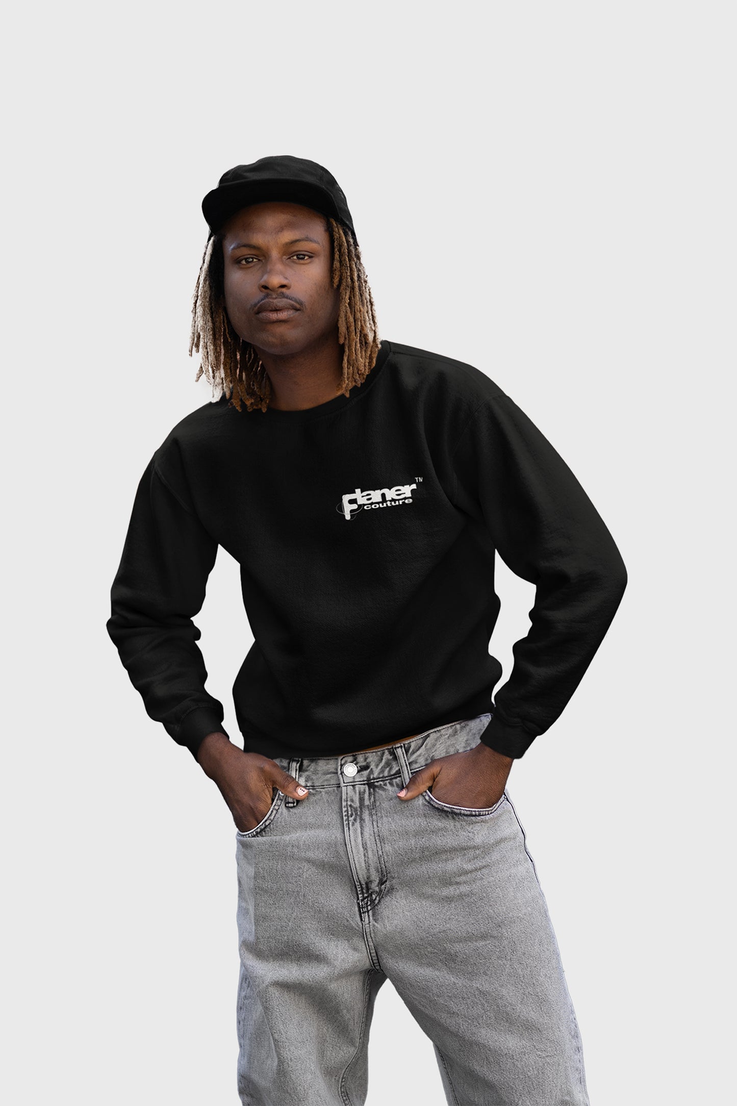ESSENTIALS BLACK SWEATER